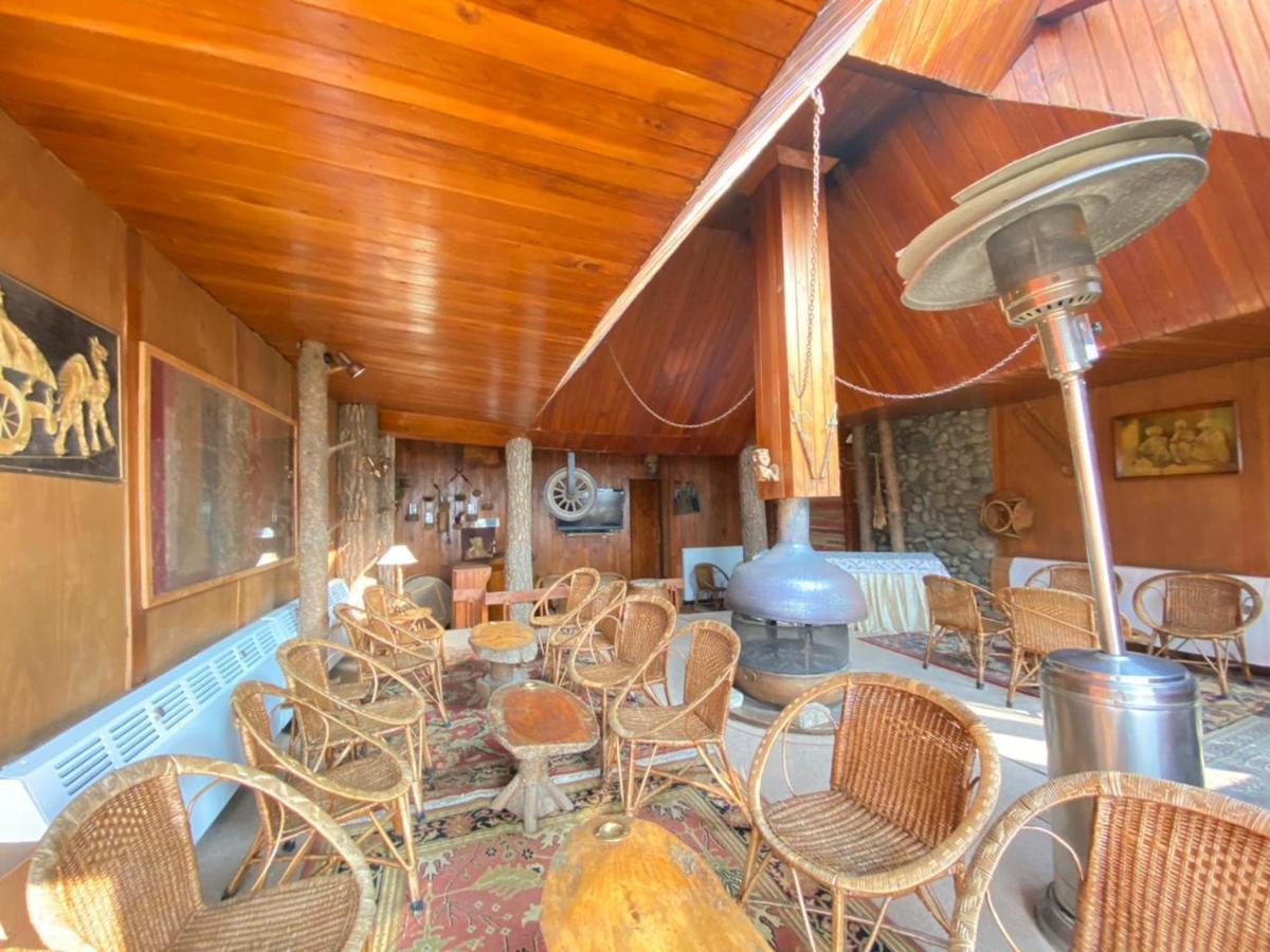 в Pahalgam — 100 кв. м., спальни: 1, собственных ванных: 1 Экстерьер фото