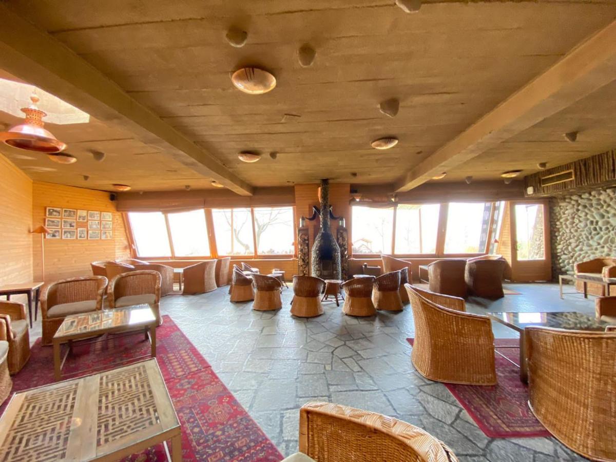 в Pahalgam — 100 кв. м., спальни: 1, собственных ванных: 1 Экстерьер фото