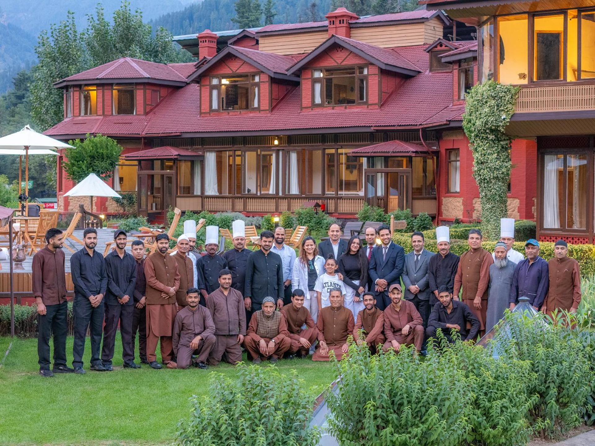 в Pahalgam — 100 кв. м., спальни: 1, собственных ванных: 1 Экстерьер фото