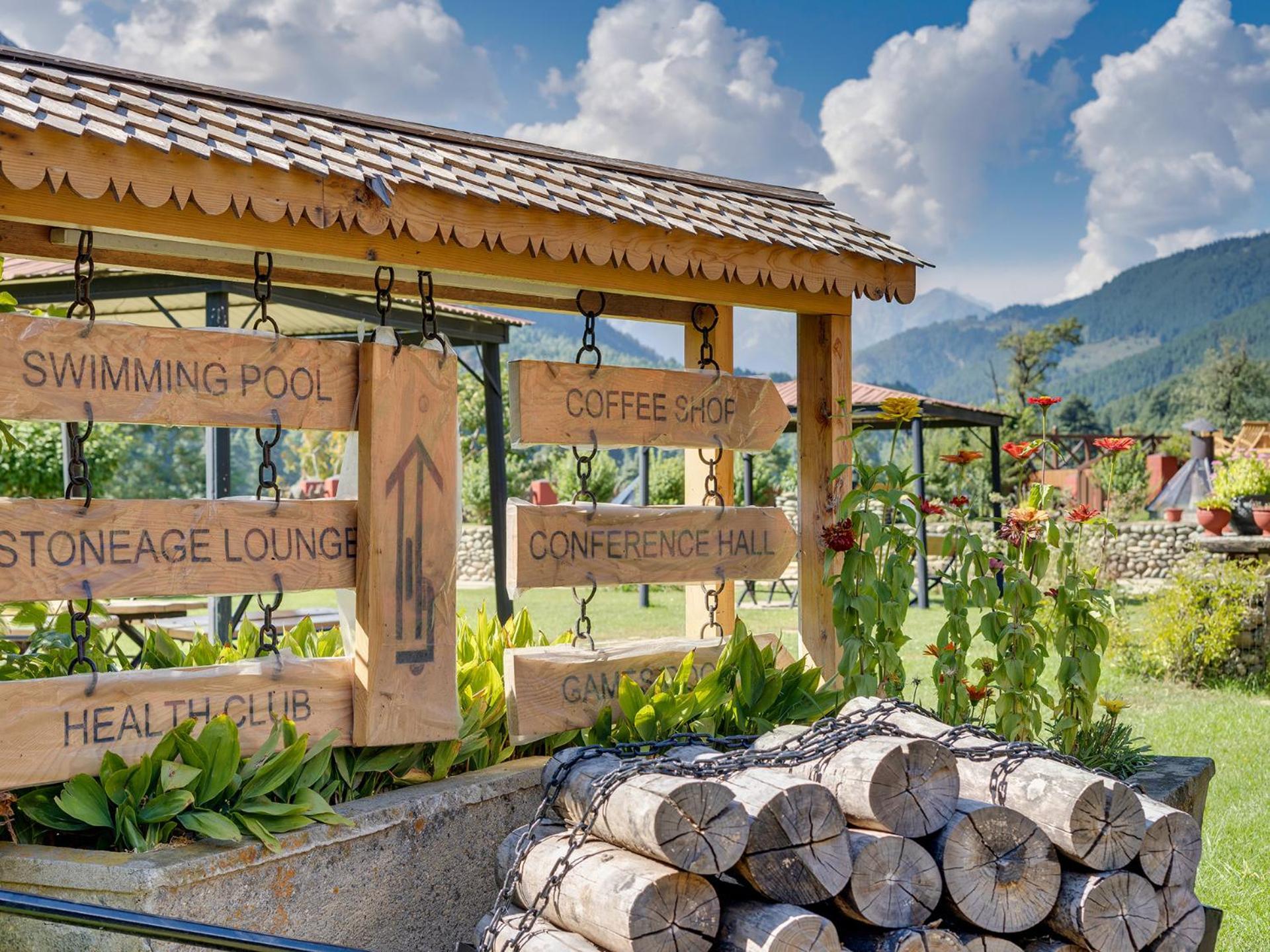в Pahalgam — 100 кв. м., спальни: 1, собственных ванных: 1 Экстерьер фото