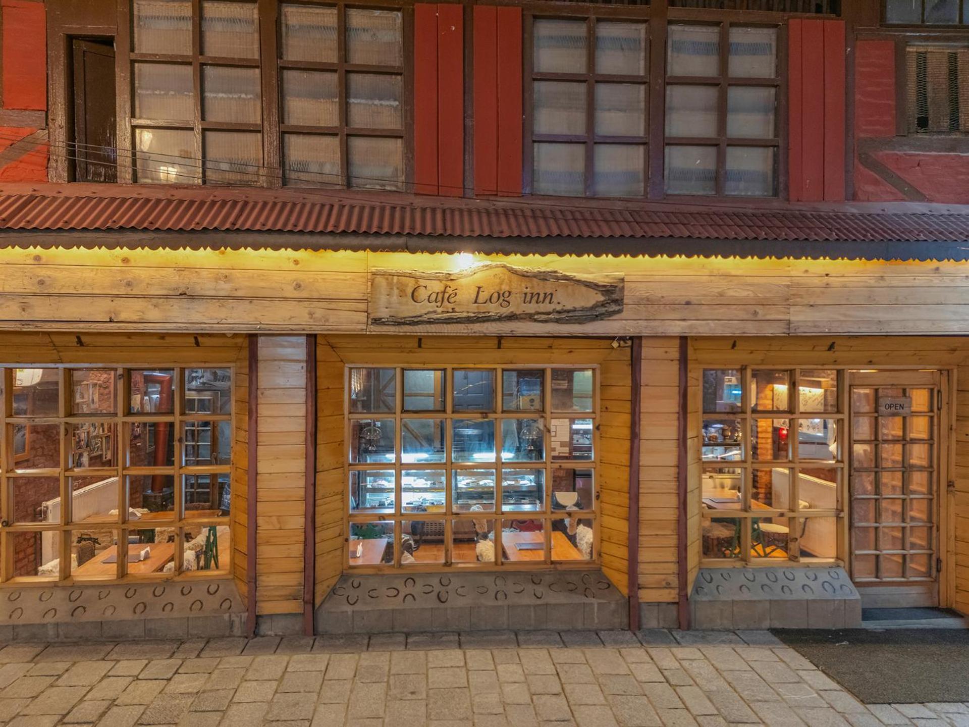 в Pahalgam — 100 кв. м., спальни: 1, собственных ванных: 1 Экстерьер фото